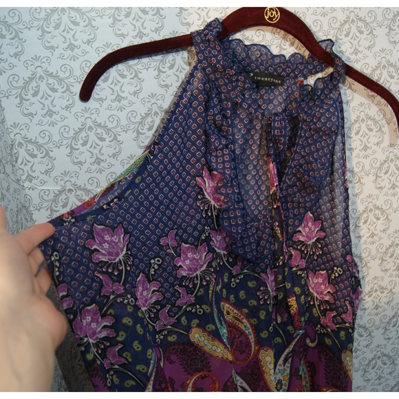 Medium (Plz Read) Forever 21 Twenty One Sheer Top Tie Keyhole Neck Ruffle Purple - Picture 2 of 10